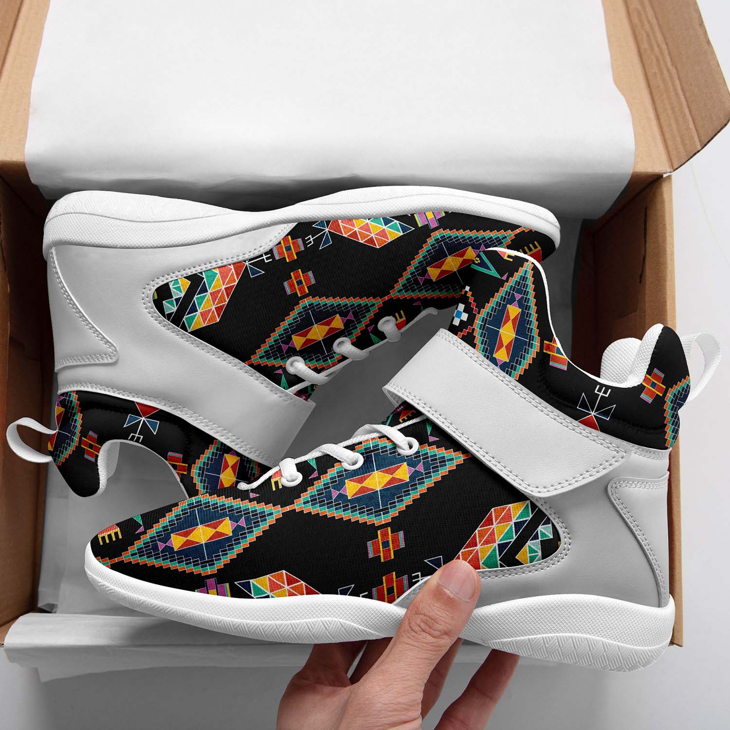 Travois Tipi Black Ipottaa Basketball / Sport High Top Shoes - White Sole