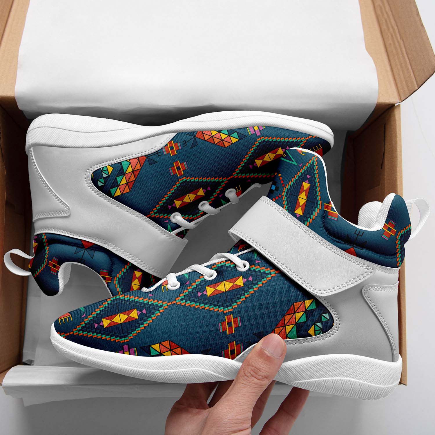 Travois Tipi Deep Lake Ipottaa Basketball / Sport High Top Shoes - White Sole