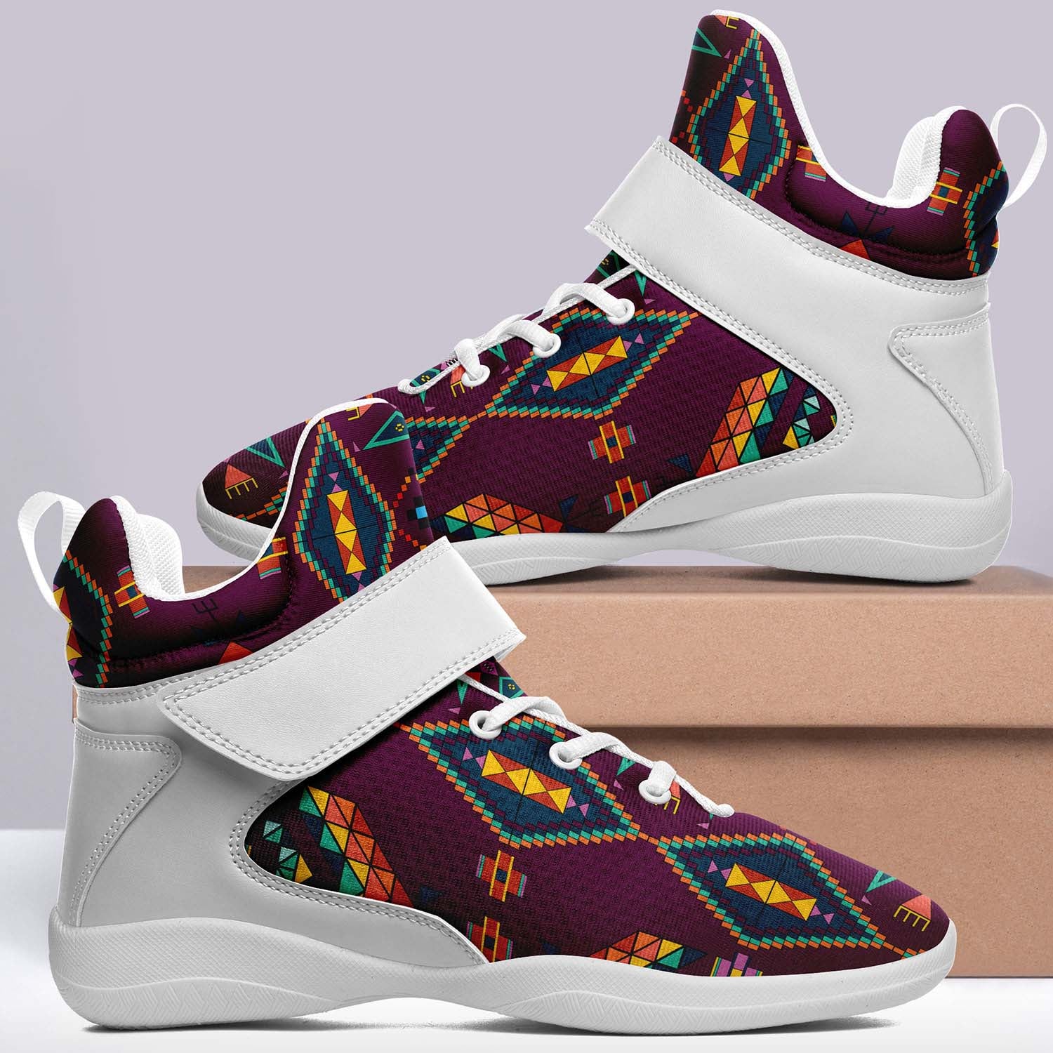 Travois Tipi Berry Ipottaa Basketball / Sport High Top Shoes - White Sole