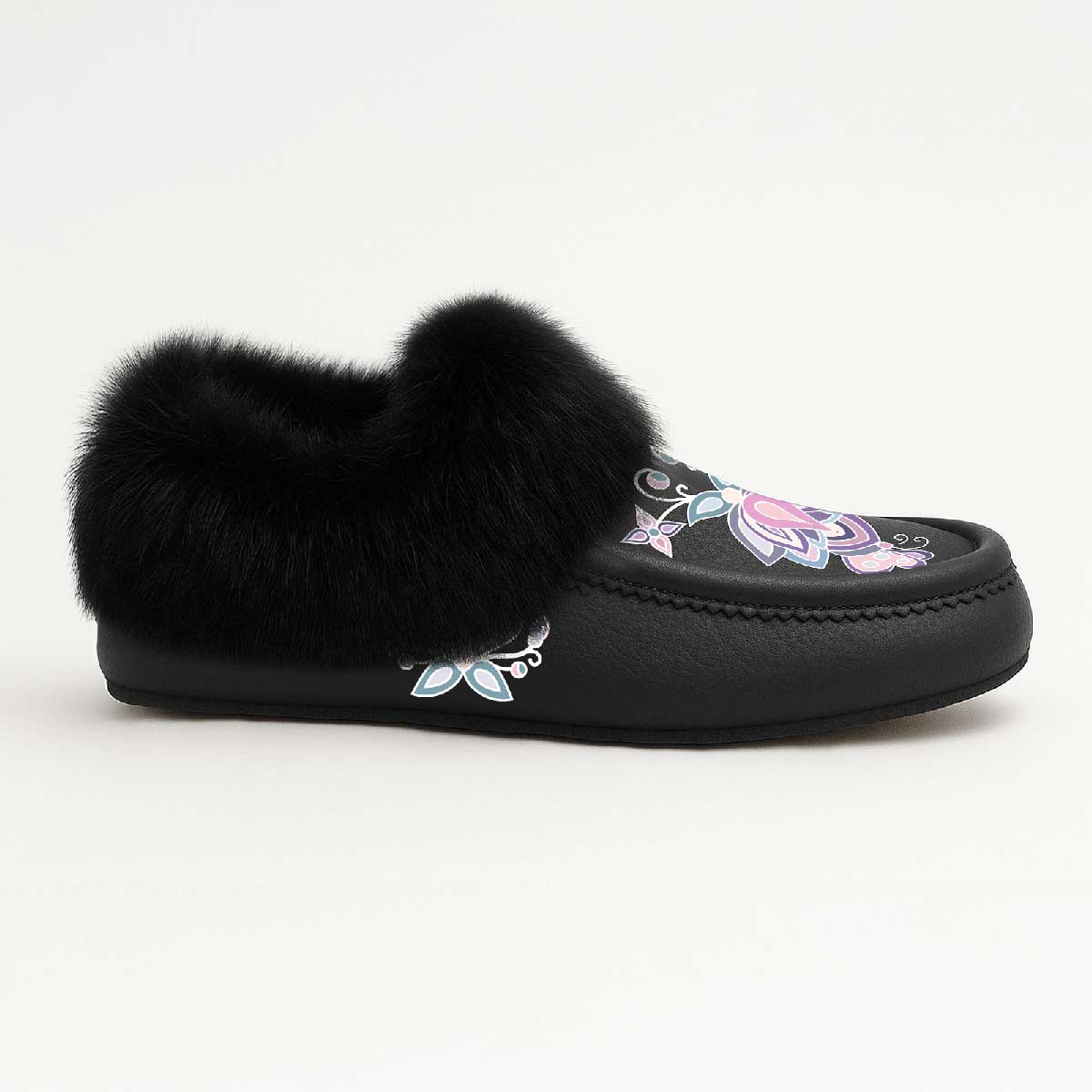 Snow Petal Spirit Black Leather Black Fur Moccasin