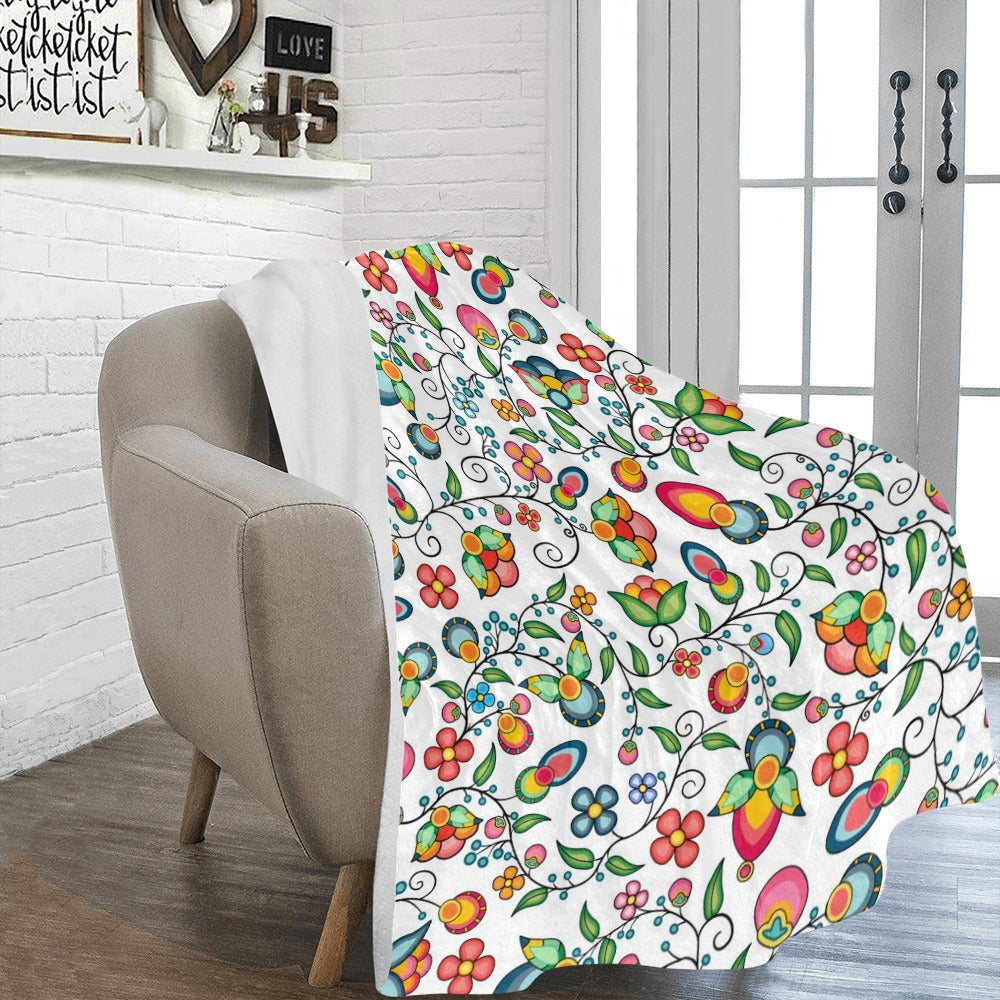 Floral Bounty White Ultra-Soft Micro Fleece Blanket 60"x80"