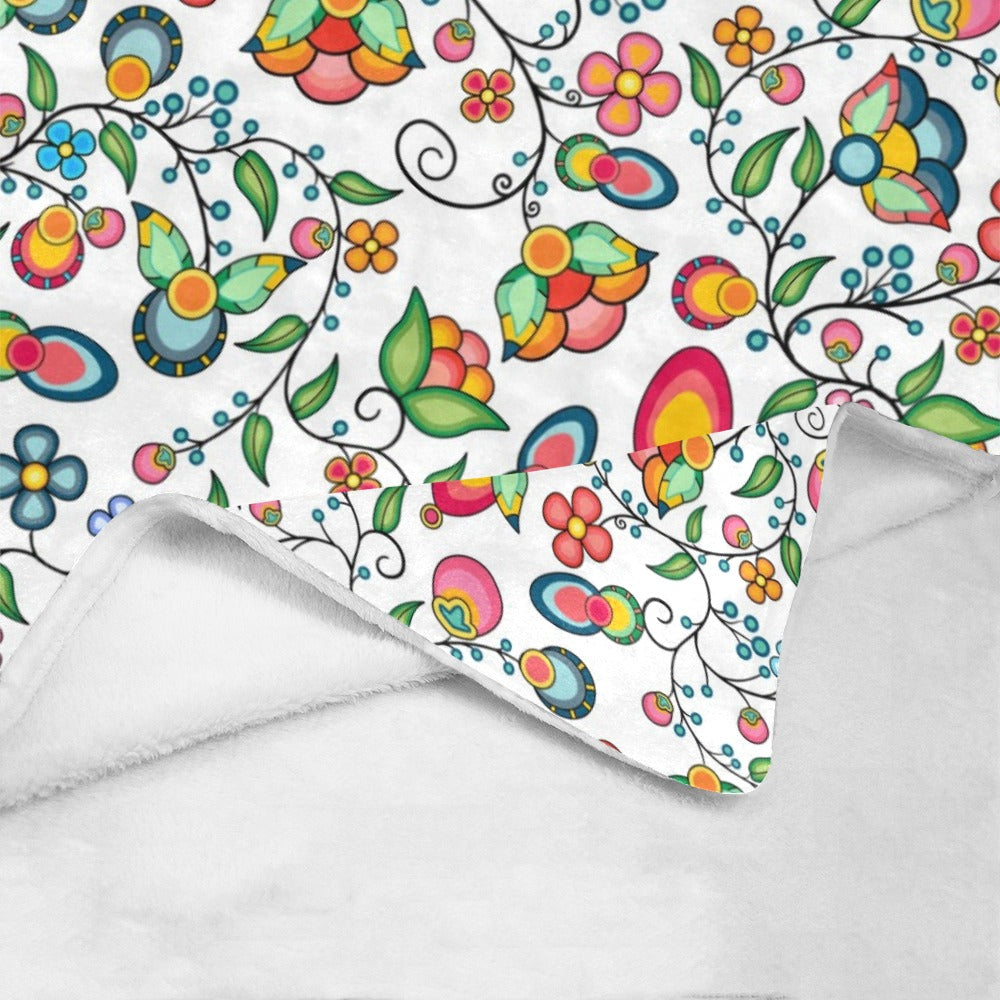 Floral Bounty White Ultra-Soft Micro Fleece Blanket 60"x80"