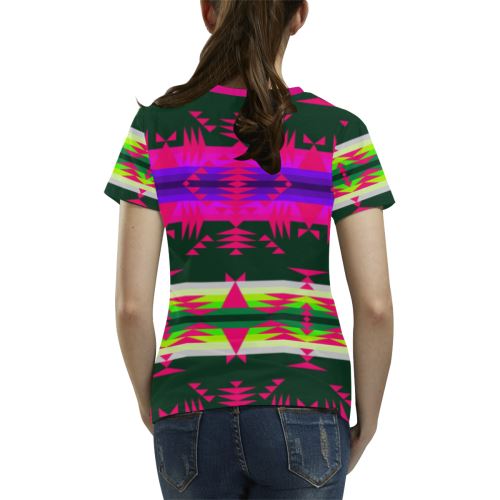 Between the Mountains Deep Lake Sunset All Over Print T-shirt for Women/Large Size (USA Size) (Model T40) All Over Print T-Shirt for Women/Large (T40) e-joyer