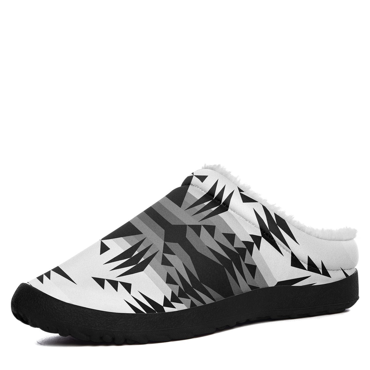 Between the Mountains White and Black Ikinnii Indoor Slipper 49 Dzine