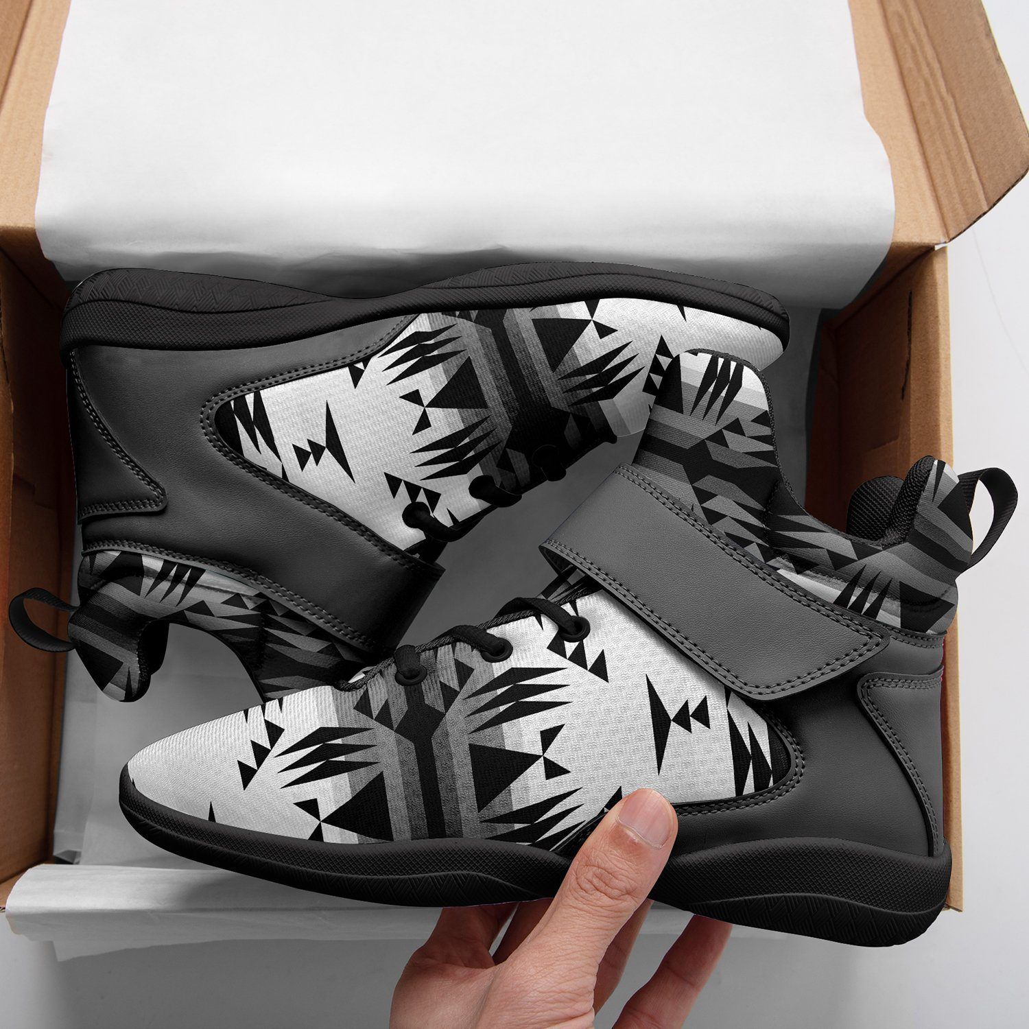 Between the Mountains White and Black Kid's Ipottaa Basketball / Sport High Top Shoes 49 Dzine