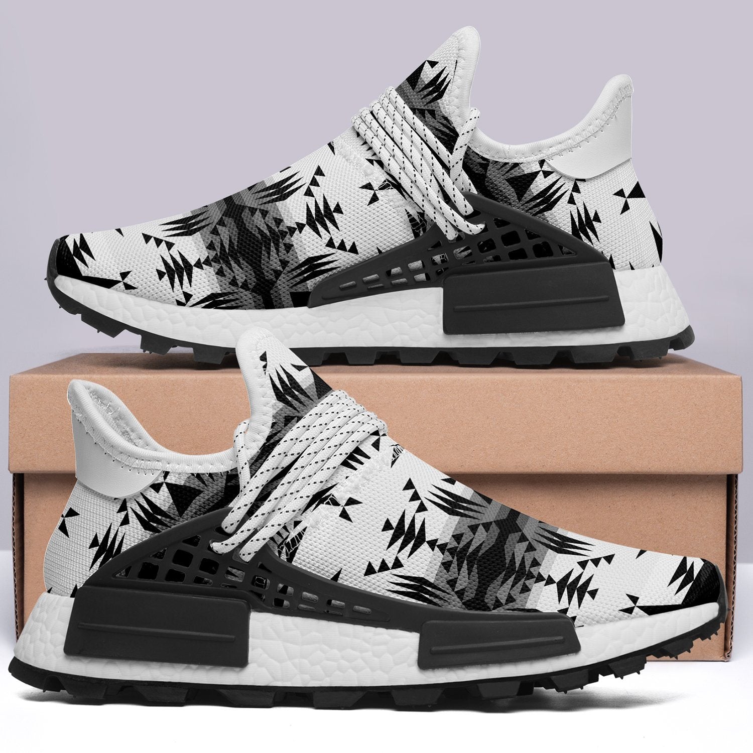 Between the Mountains White and Black Okaki Sneakers Shoes 49 Dzine