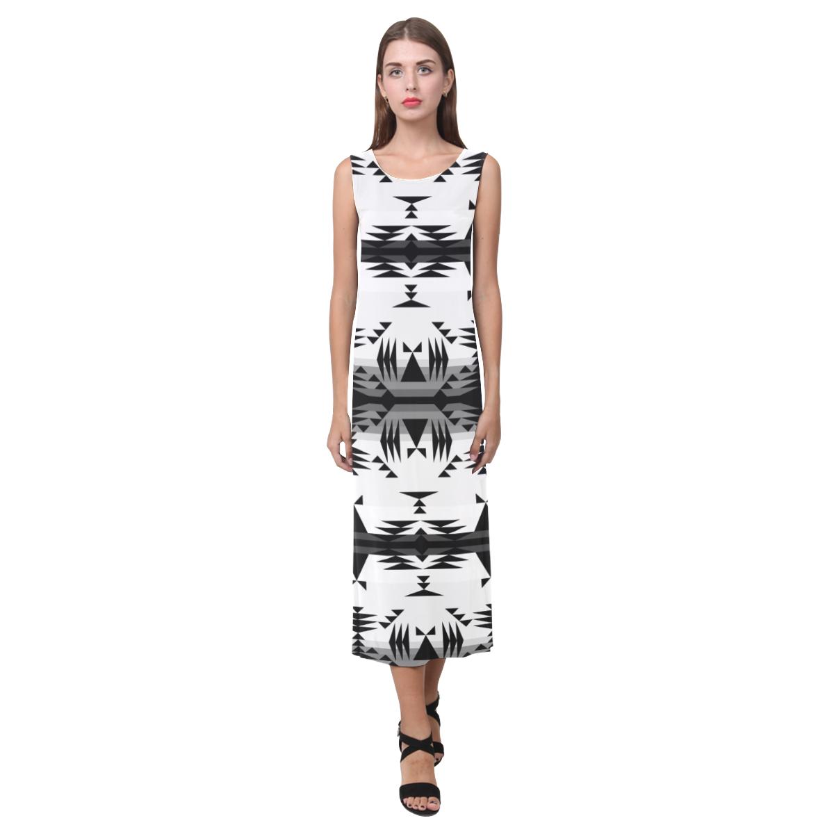 Between the Mountains White and Black Phaedra Sleeveless Open Fork Long Dress (Model D08) Phaedra Sleeveless Open Fork Long Dress (D08) e-joyer