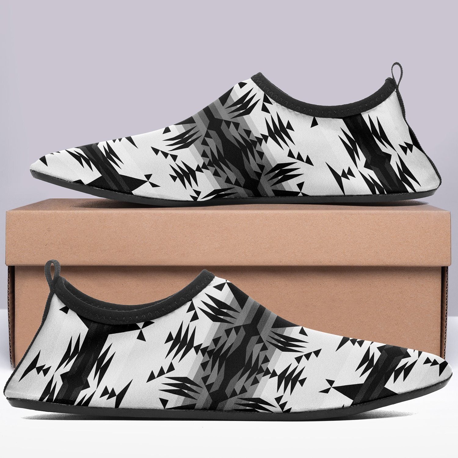 Between the Mountains White and Black Sockamoccs Kid's Slip On Shoes 49 Dzine