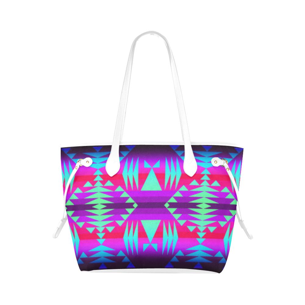 Between the Rocky Mountains Clover Canvas Tote Bag (Model 1661) Clover Canvas Tote Bag (1661) e-joyer