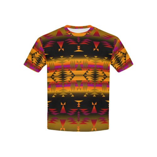 Between the Sierra Mountains All Over Print T-shirt for Kid (USA Size) (Model T40) All Over Print T-shirt for Kid (T40) e-joyer