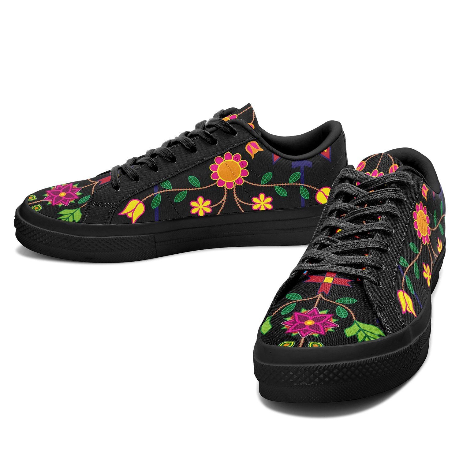 Floral Beadwork Aapisi Low Top Canvas Shoes Black Sole aapisi Herman
