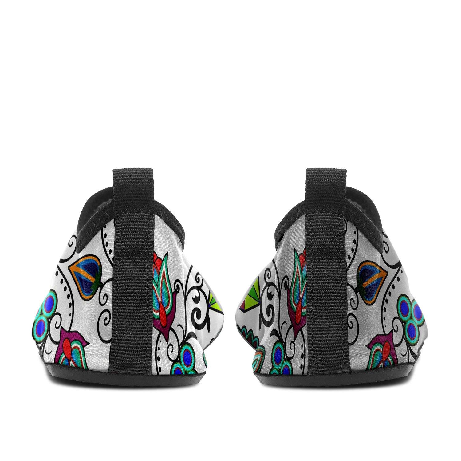 Indigenous Paisley White Sockamoccs Slip On Shoes 49 Dzine