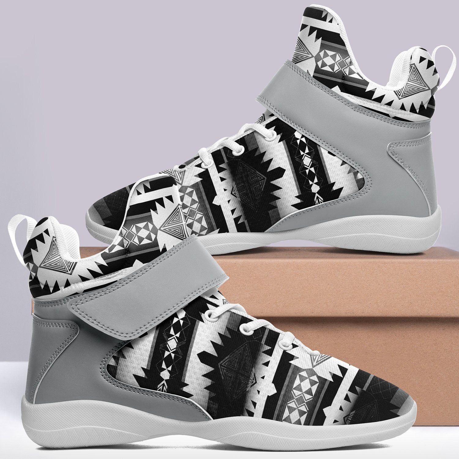 Okotoks Black and White Ipottaa Basketball / Sport High Top Shoes 49 Dzine