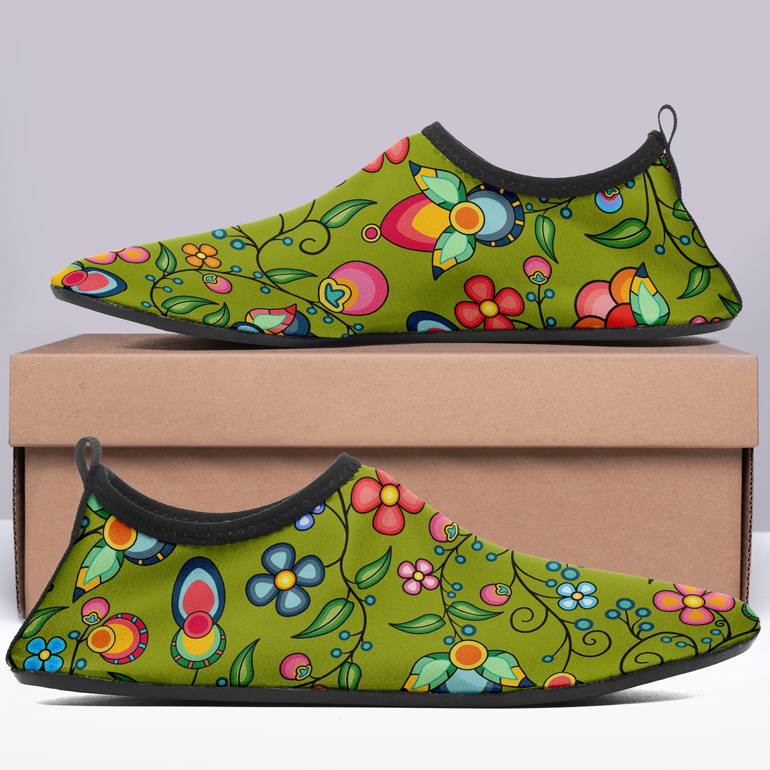 Floral Bounty Sweetgrass Kid's Sockamoccs Slip On Shoes