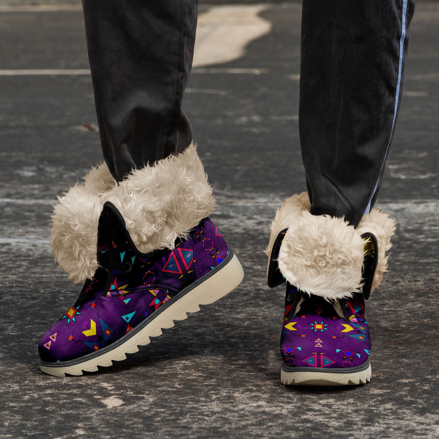 Enemy Territory Berry Polar Winter Boots