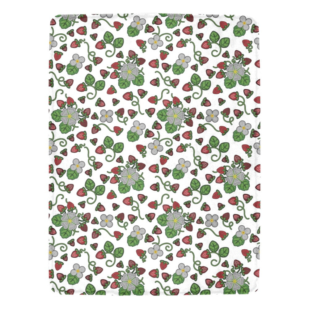 Strawberry Dreams White Ultra-Soft Micro Fleece Blanket 60"x80"