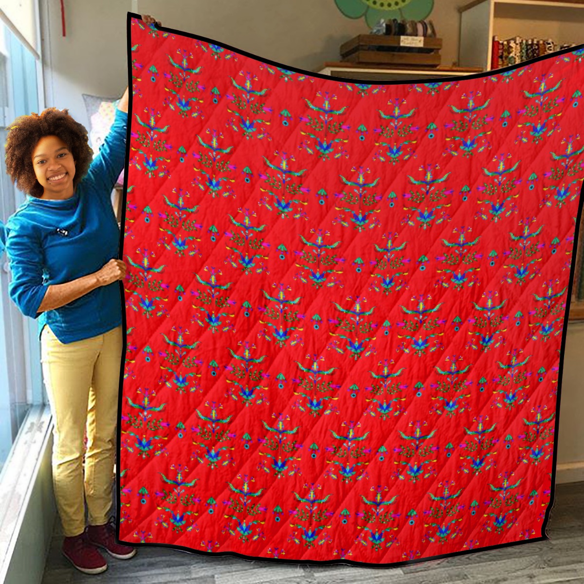 Dakota Damask Red Lightweight & Breathable Quilt With Edge-wrapping Strips