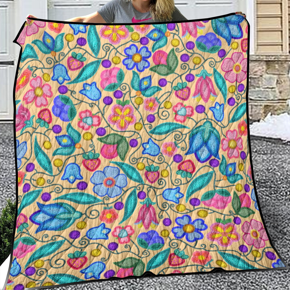 Sweet Offering Cream Lightweight & Breathable Quilt With Edge-wrapping Strips