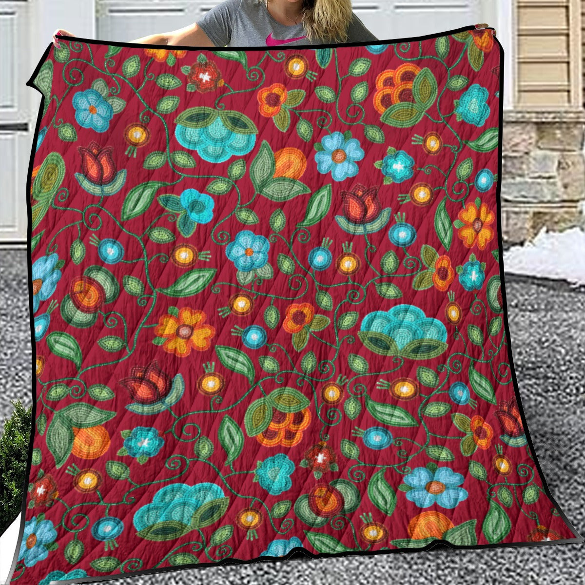 Prairie Fire Petals Red Lightweight & Breathable Quilt With Edge-wrapping Strips