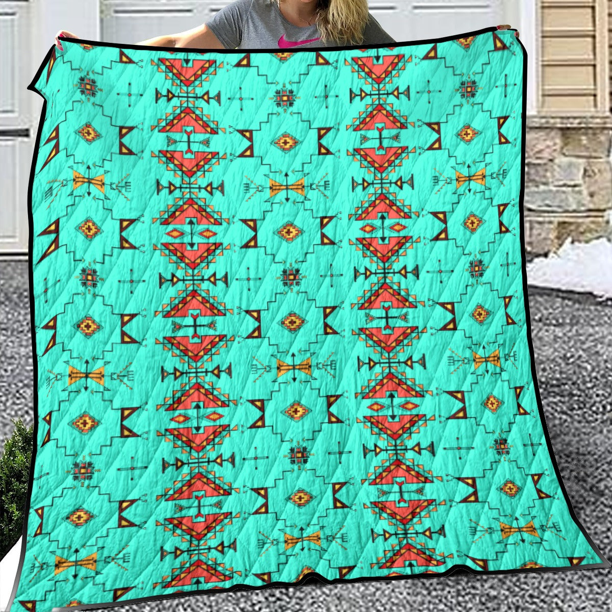 Thunder Flight Turquoise Lightweight & Breathable Quilt With Edge-wrapping Strips
