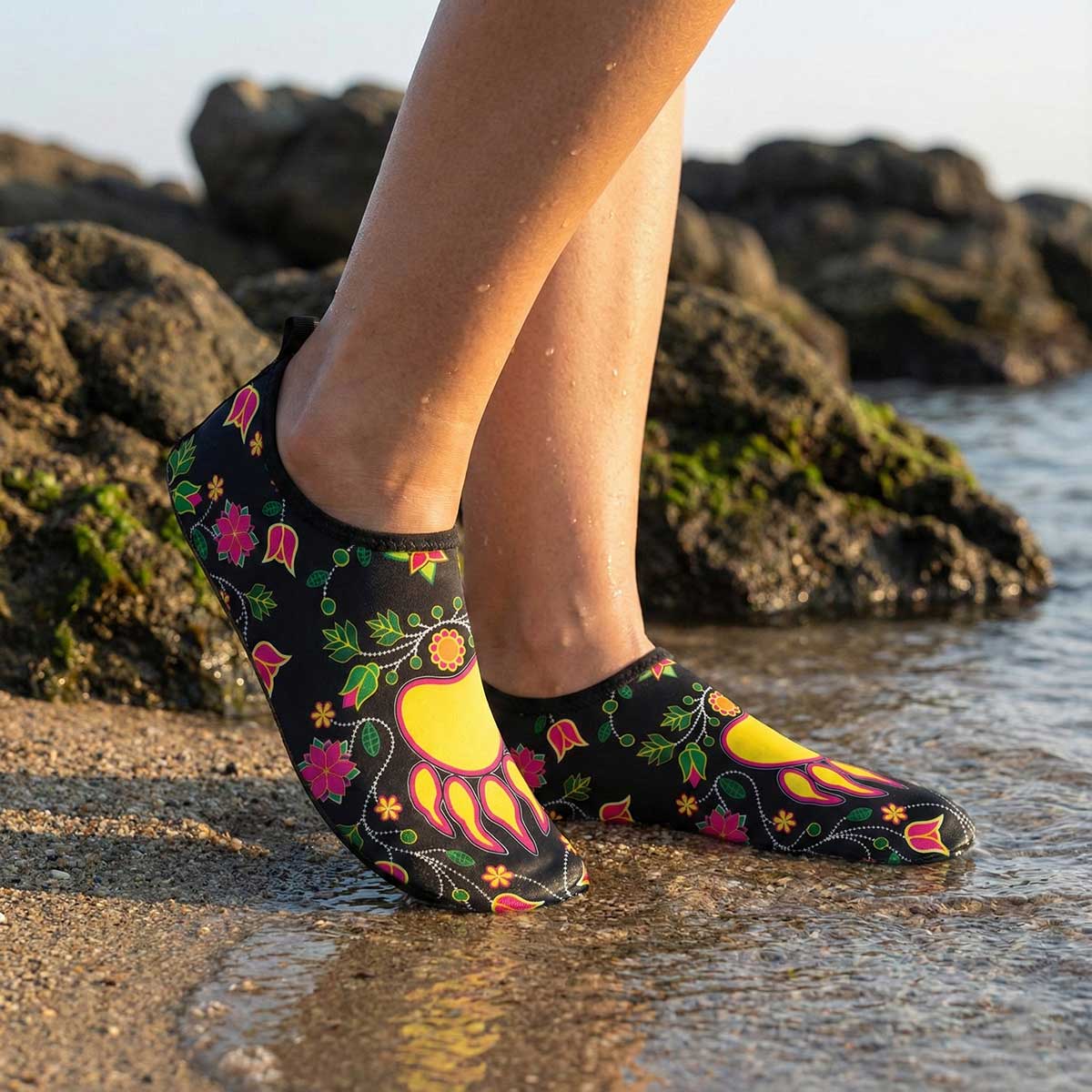 Floral Bearpaw Sockamoccs