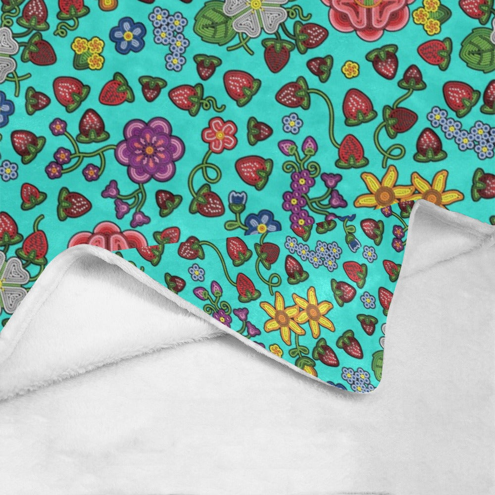 Berry Pop Turquoise Ultra-Soft Micro Fleece Blanket 60"x80"