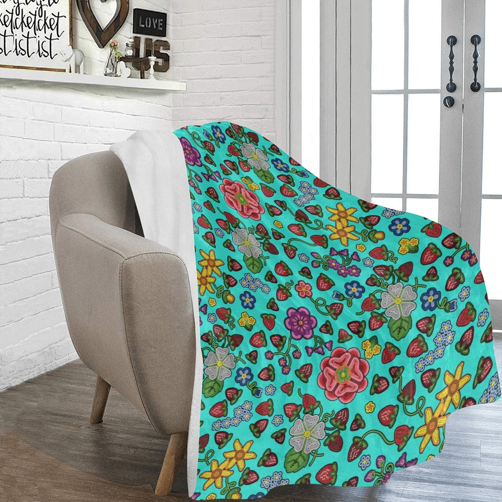 Berry Pop Turquoise Ultra-Soft Micro Fleece Blanket 60"x80"