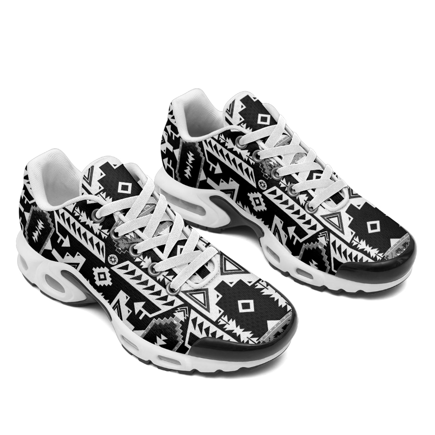 Chiefs Mountain Black and White Niowaa Air Cushion Shoes