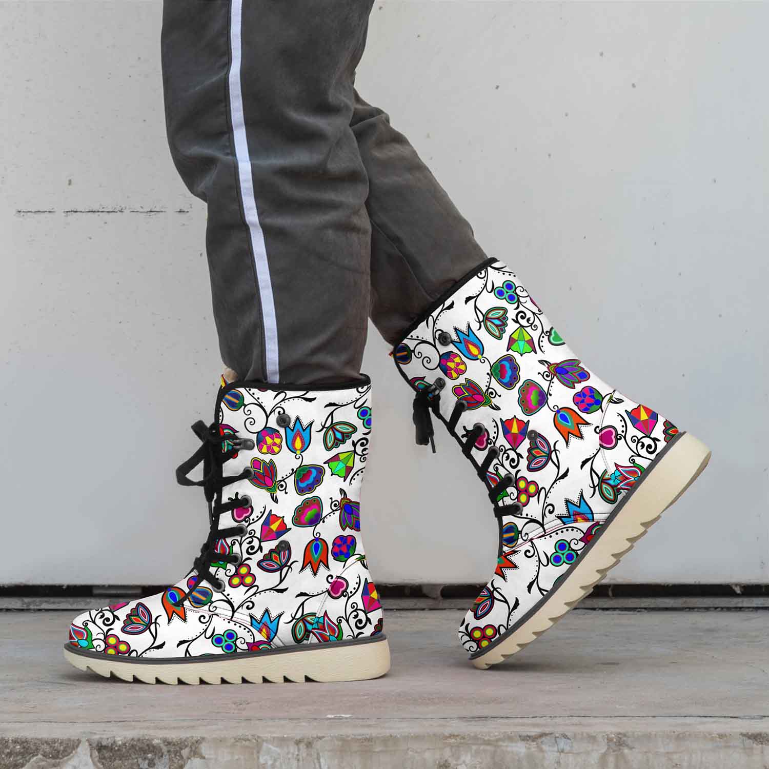 Indigenous Paisley White Polar Winter Boots