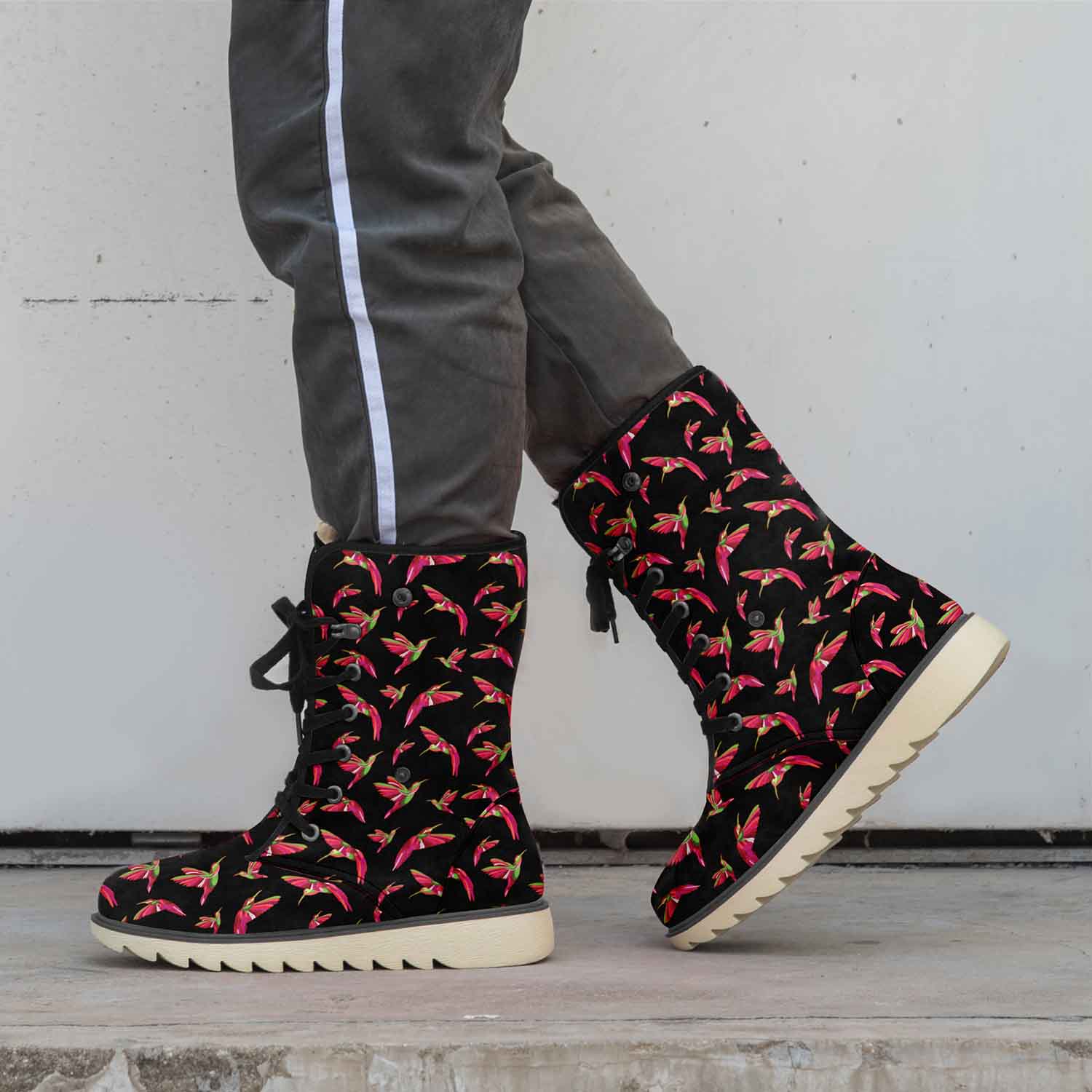 Red Swift Colourful Black Polar Winter Boots