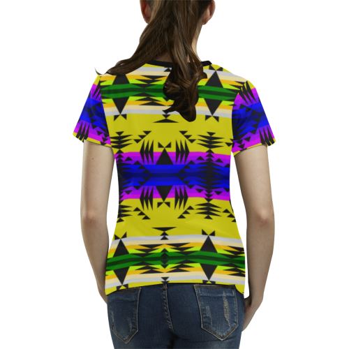 Between the Mountains Greasy Yellow All Over Print T-shirt for Women/Large Size (USA Size) (Model T40) All Over Print T-Shirt for Women/Large (T40) e-joyer 