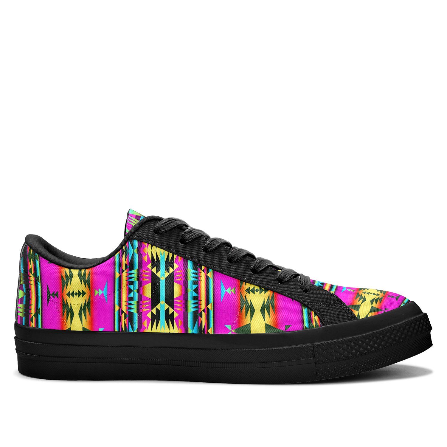 Between the Sunset Mountains Aapisi Low Top Canvas Shoes Black Sole 49 Dzine 