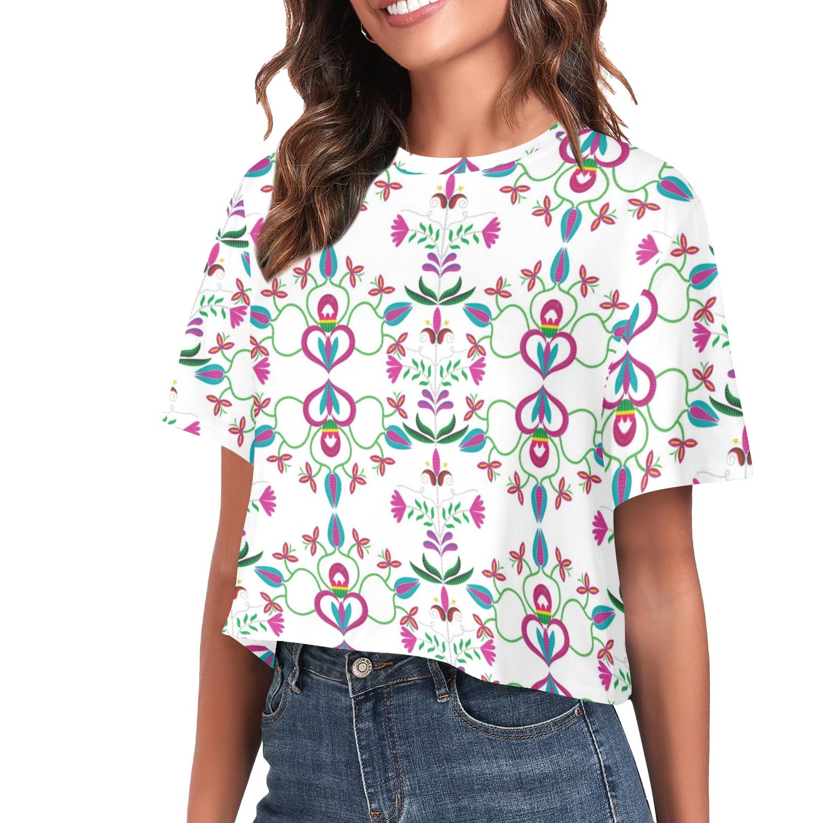 Quilled Divine White Women's Cropped T-shirt