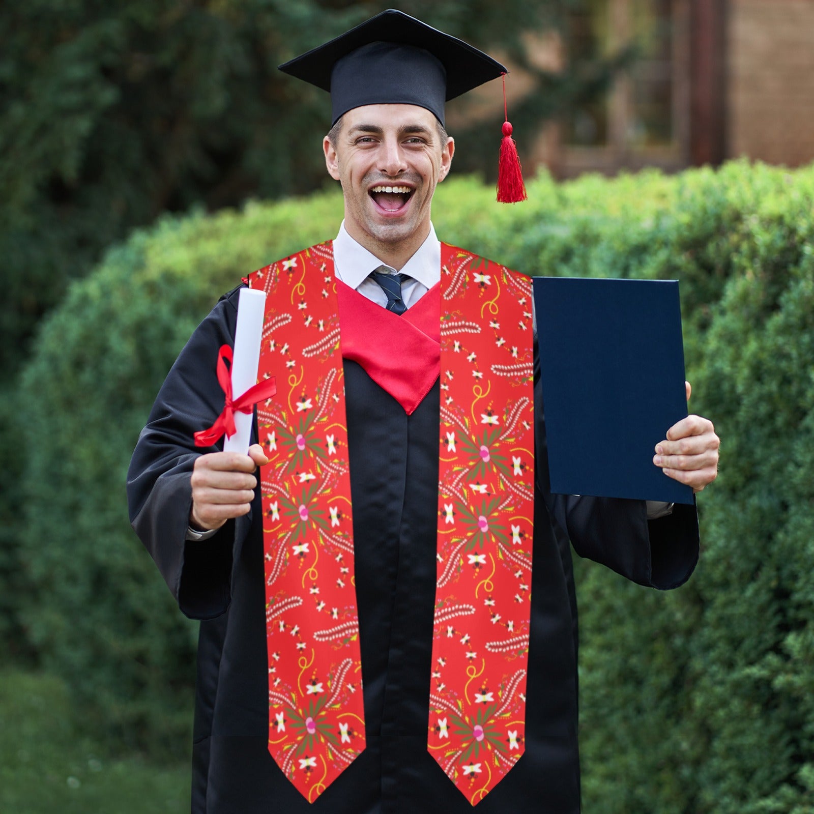 Willow Bee Cardinal Graduation Stole